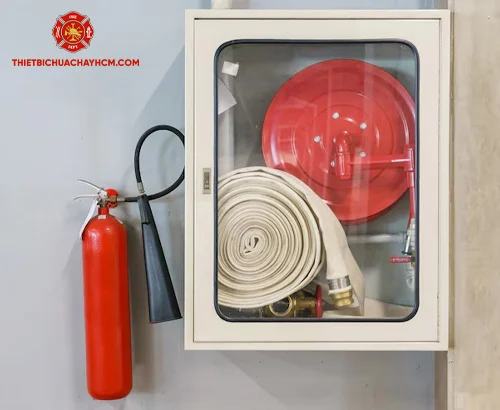 Tủ đựng vòi lăng chữa cháy